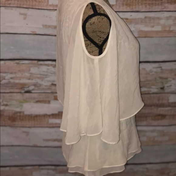 💄SOLD ON EB💄ZINGA beautiful top - Picture 3 of 4